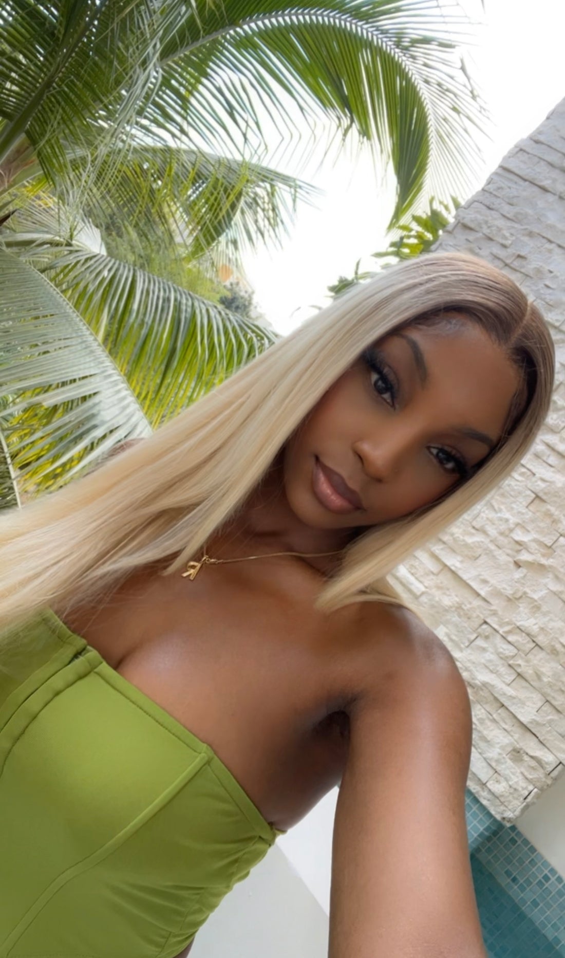 613 Blonde Seamless Luxe Closure